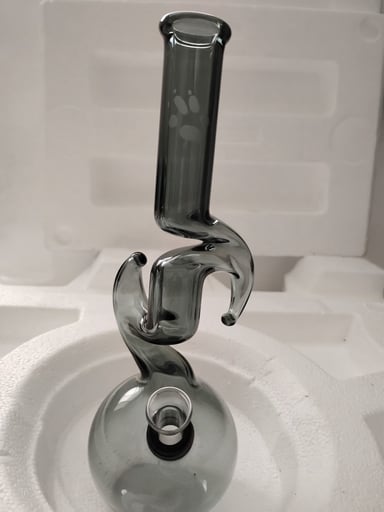 Preview pic of Smoke