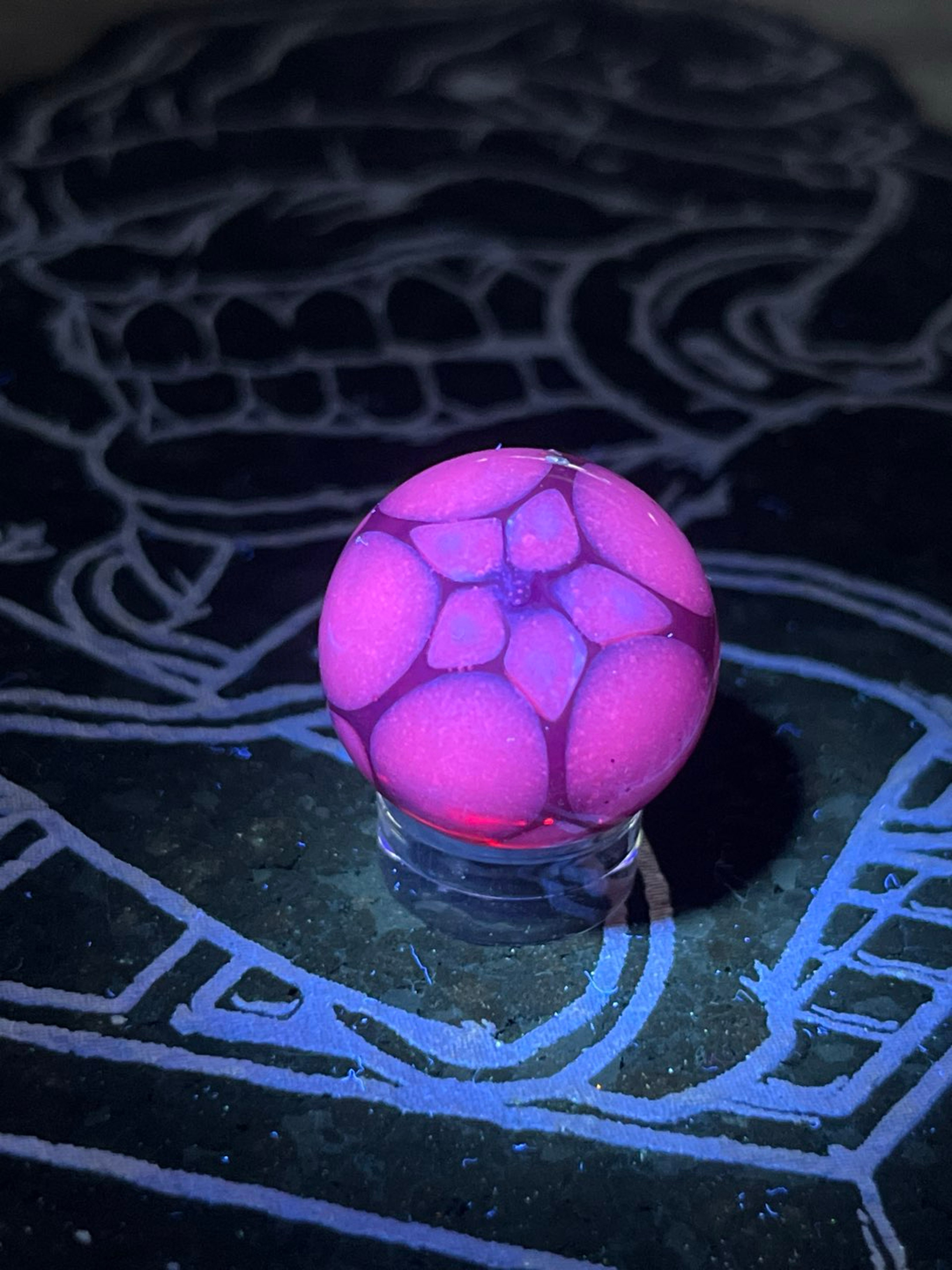 Telemagenta Uv pink honeycomb marble image 0