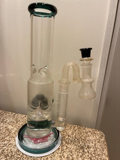 Preview pic of 13” bong & 2’ 18mm bowls