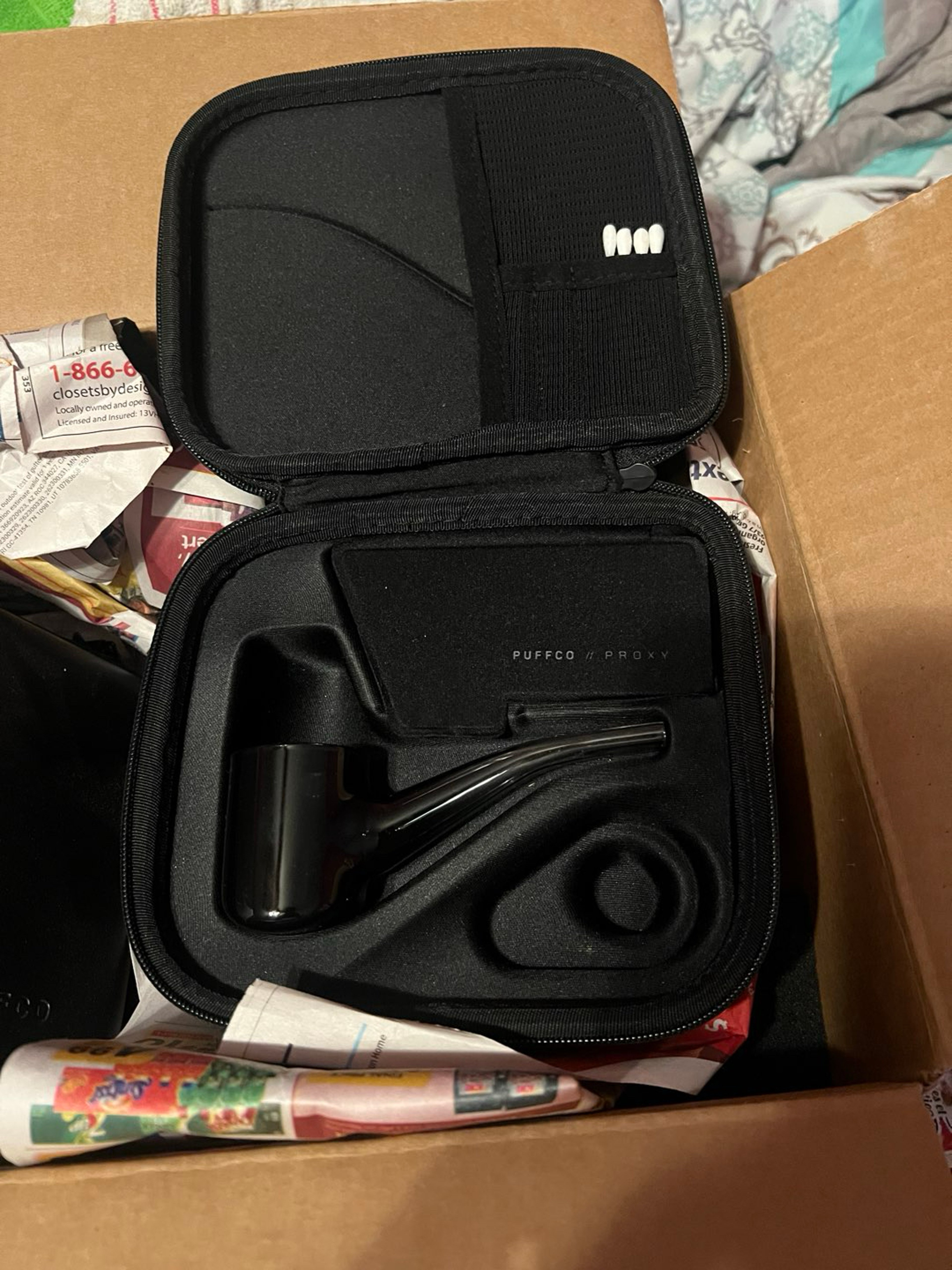 Preview pic of Puffco Proxy case and original glass