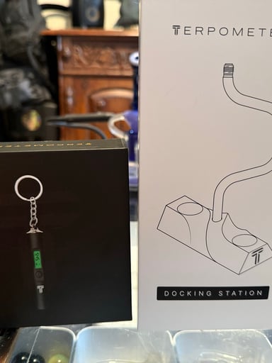 Preview pic of Terpometer w/ stand