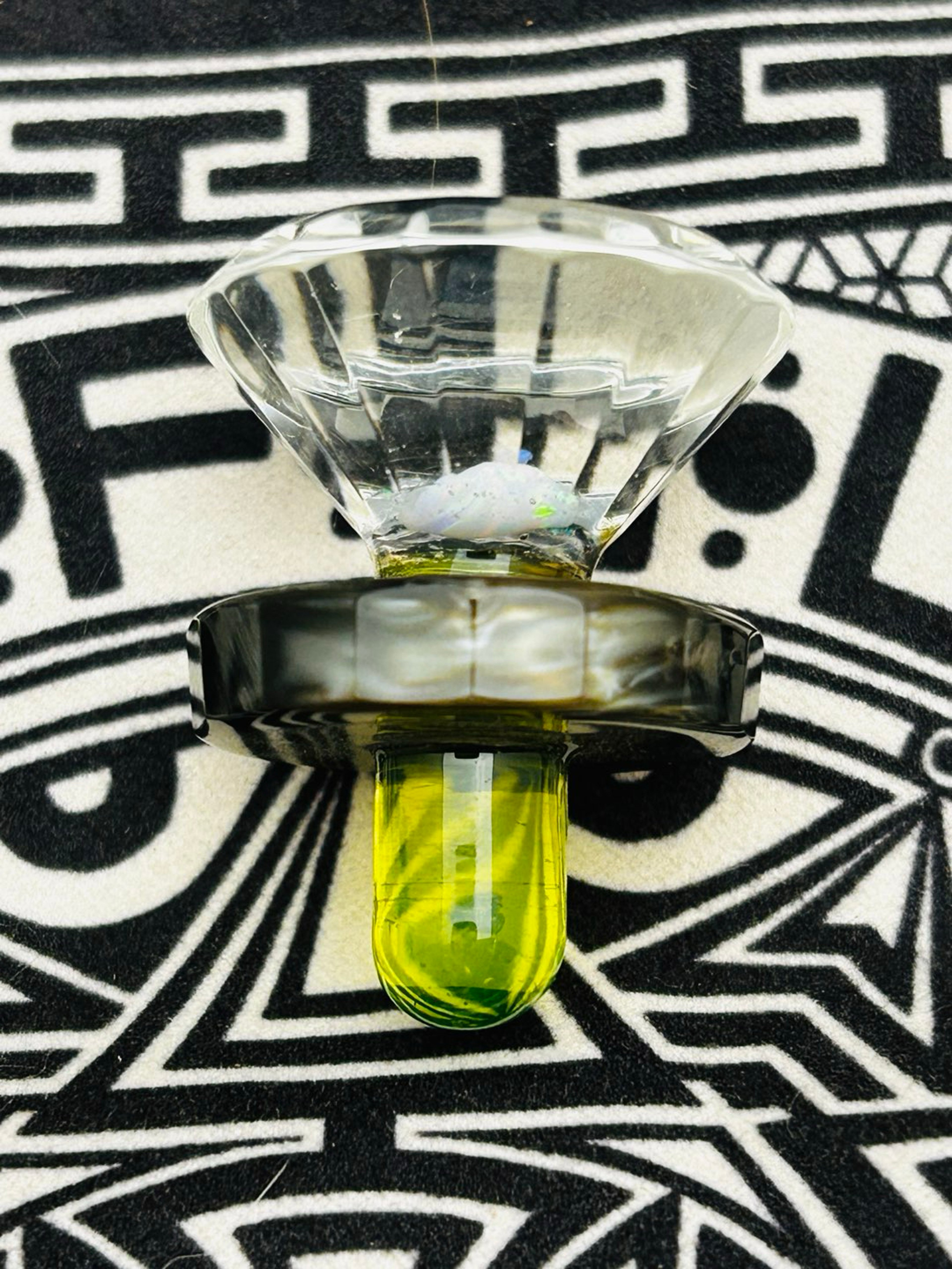 Preview pic of Faceted Opal UV Carb Cap