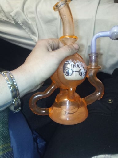 Preview pic of Glass mafia double uptake recycling bong
