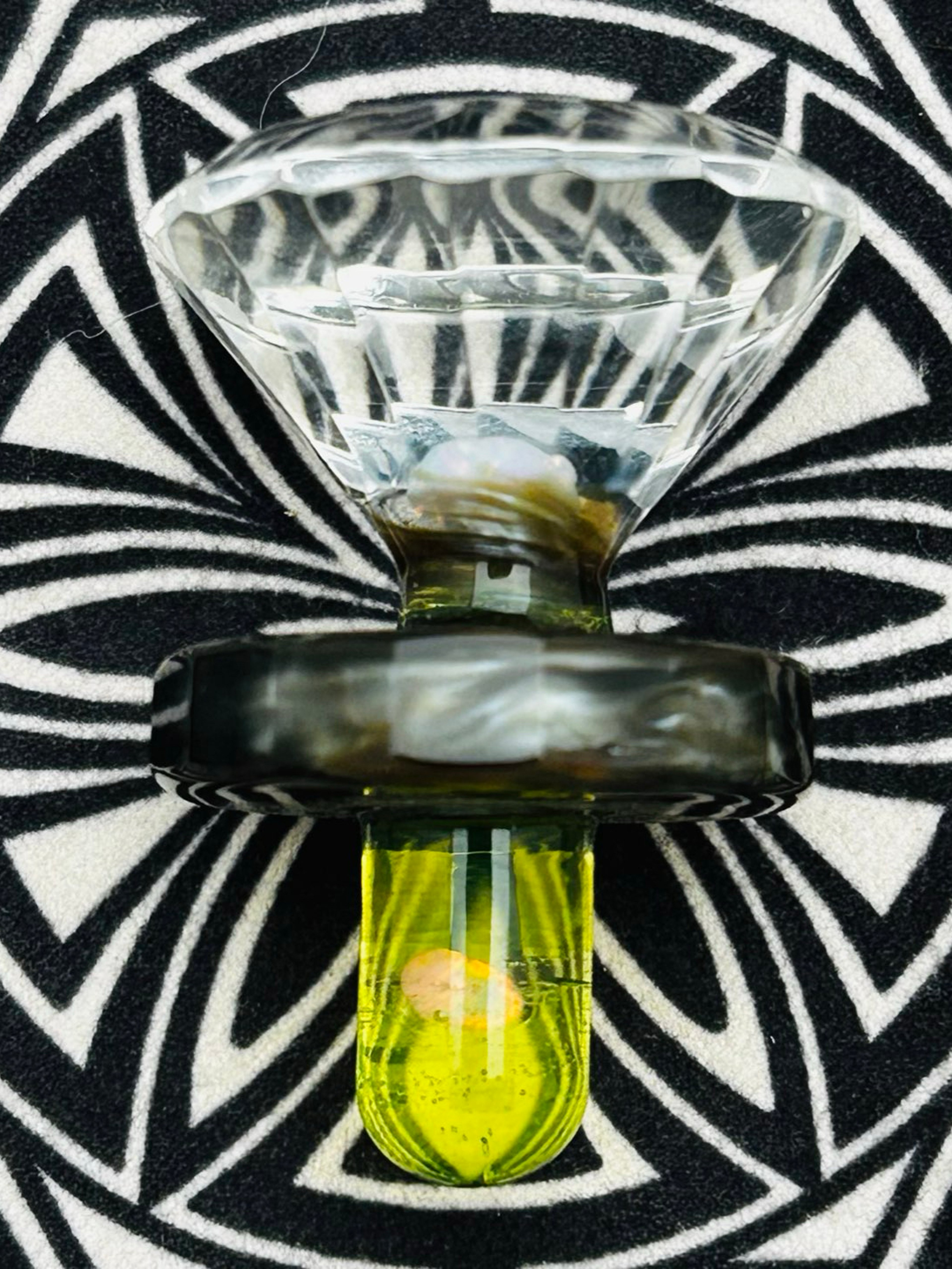 Preview pic of Faceted 2x Opal UV Carb Cap