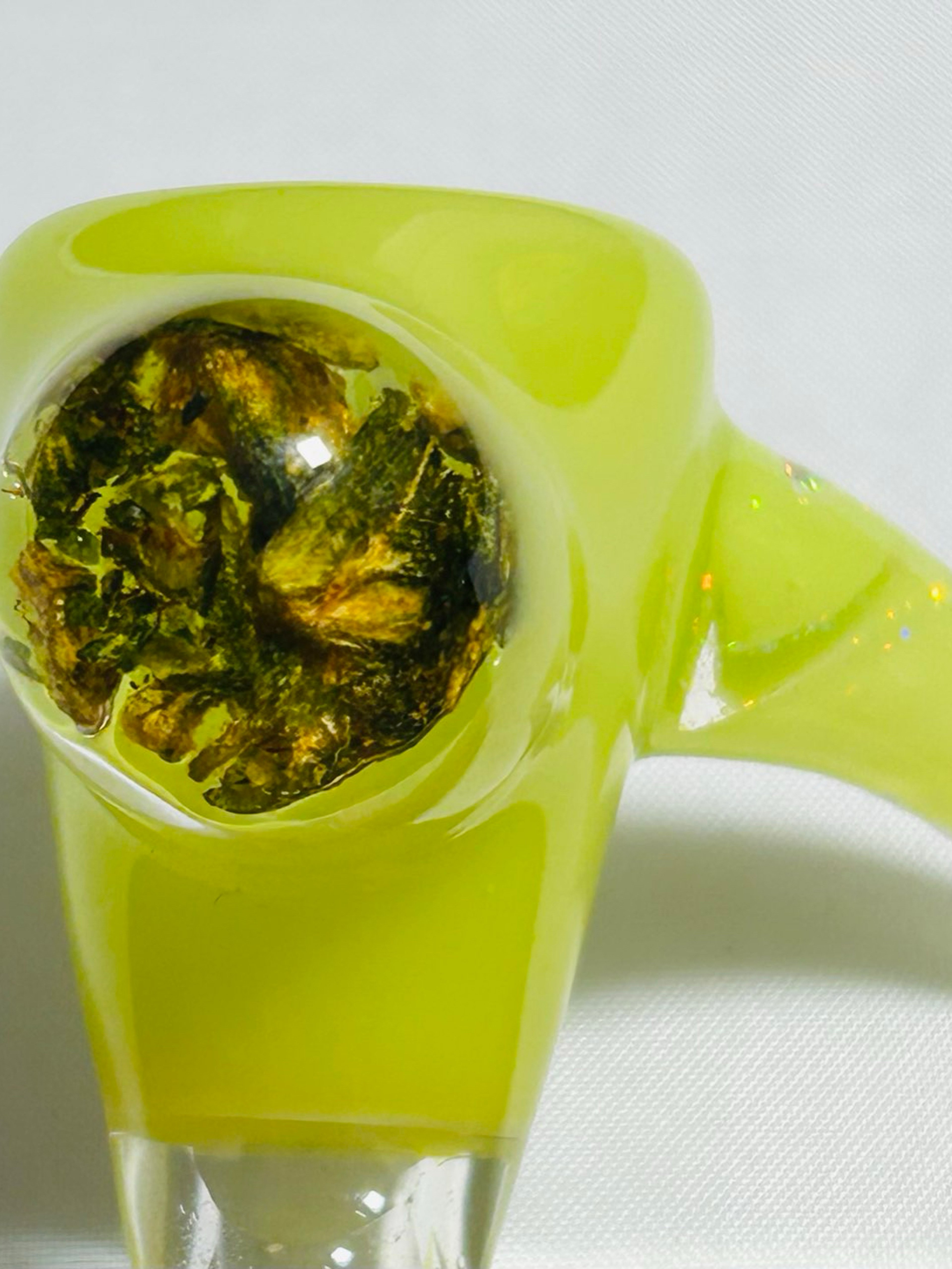 Preview pic of 14mm Nug Encased Bowl Piece