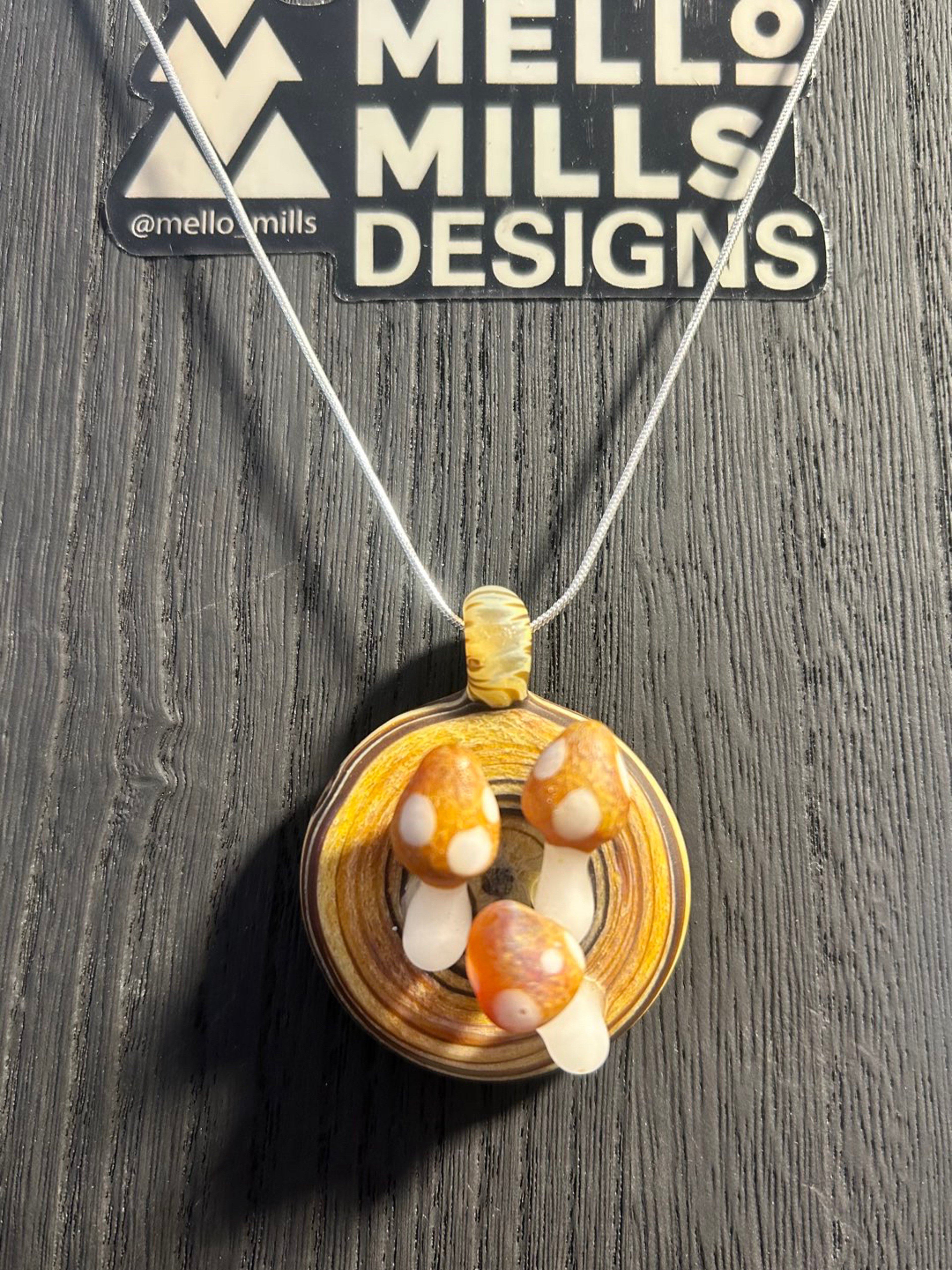 Mushie Cluster Woodgrain Pendant image 0