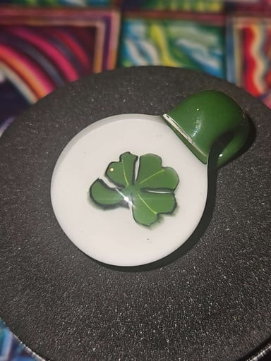 Preview pic of 3-Leaf Clover Pendy