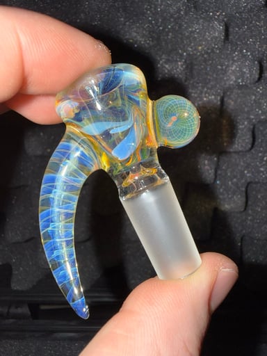 Preview pic of Royals Glass slide