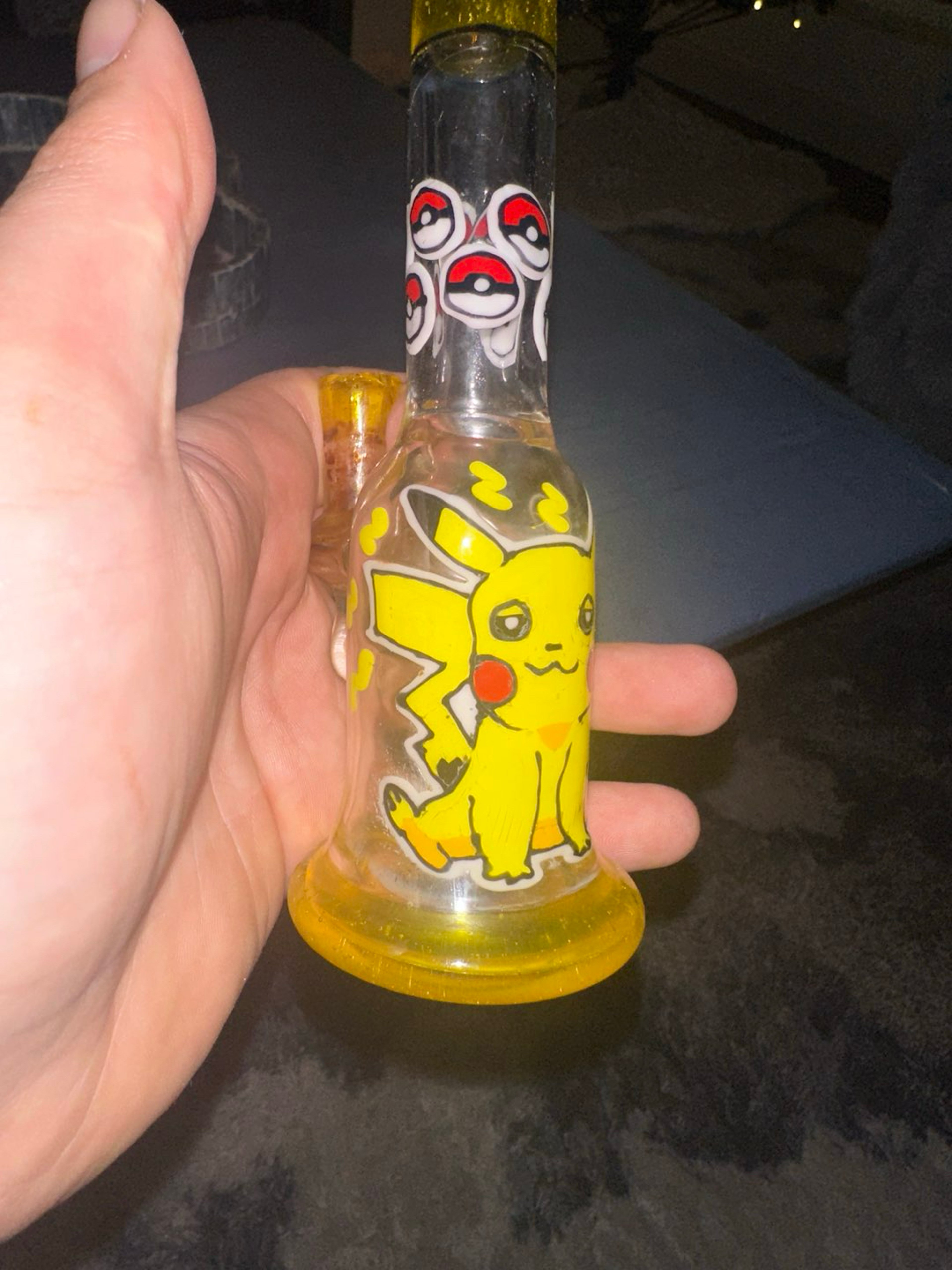 Dibs glass Pikachu flip image 0