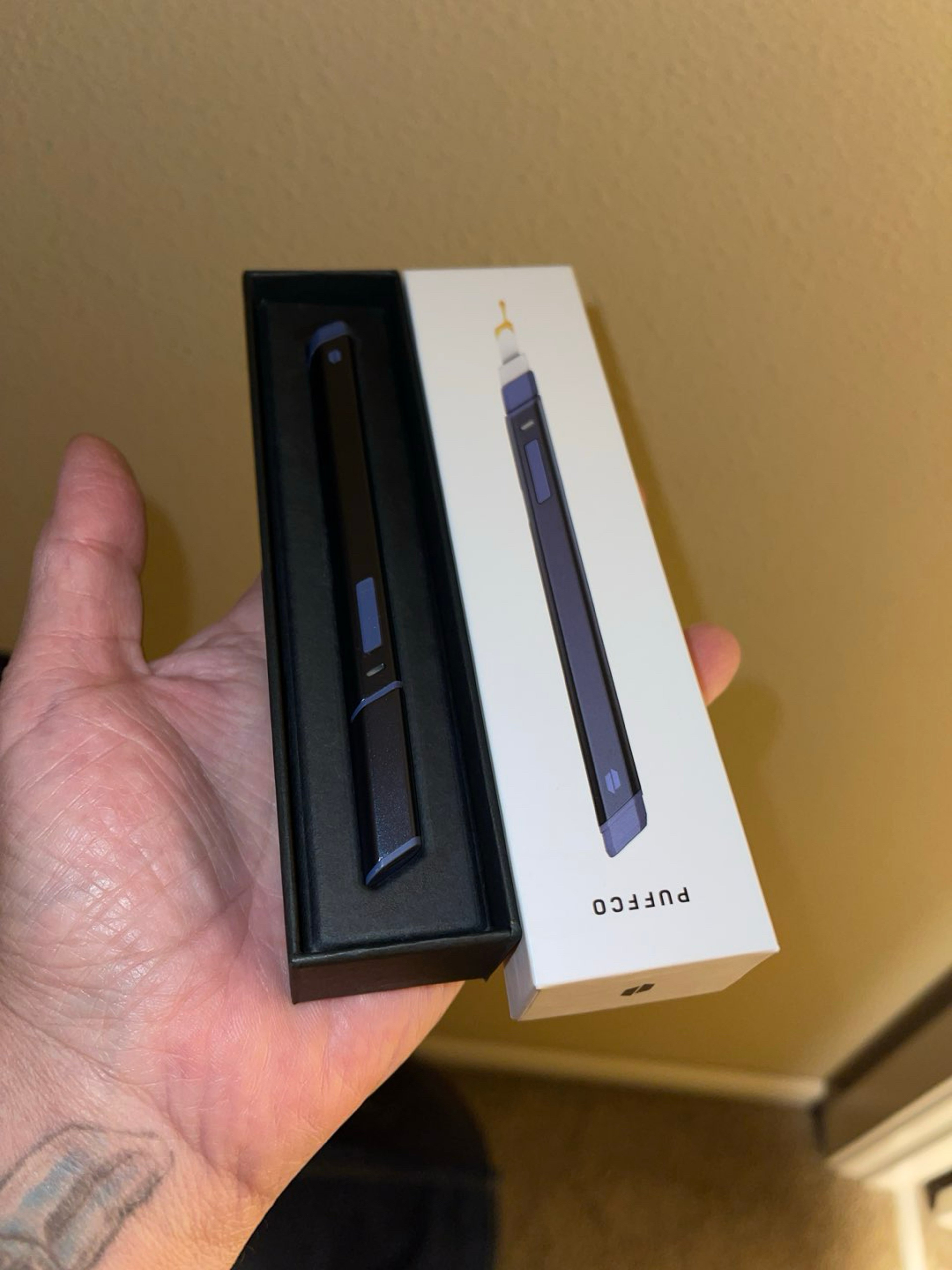 Preview pic of Puffco Storm hot knife