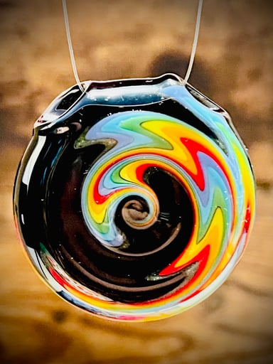 Preview pic of Wig-Wag UV Pendant