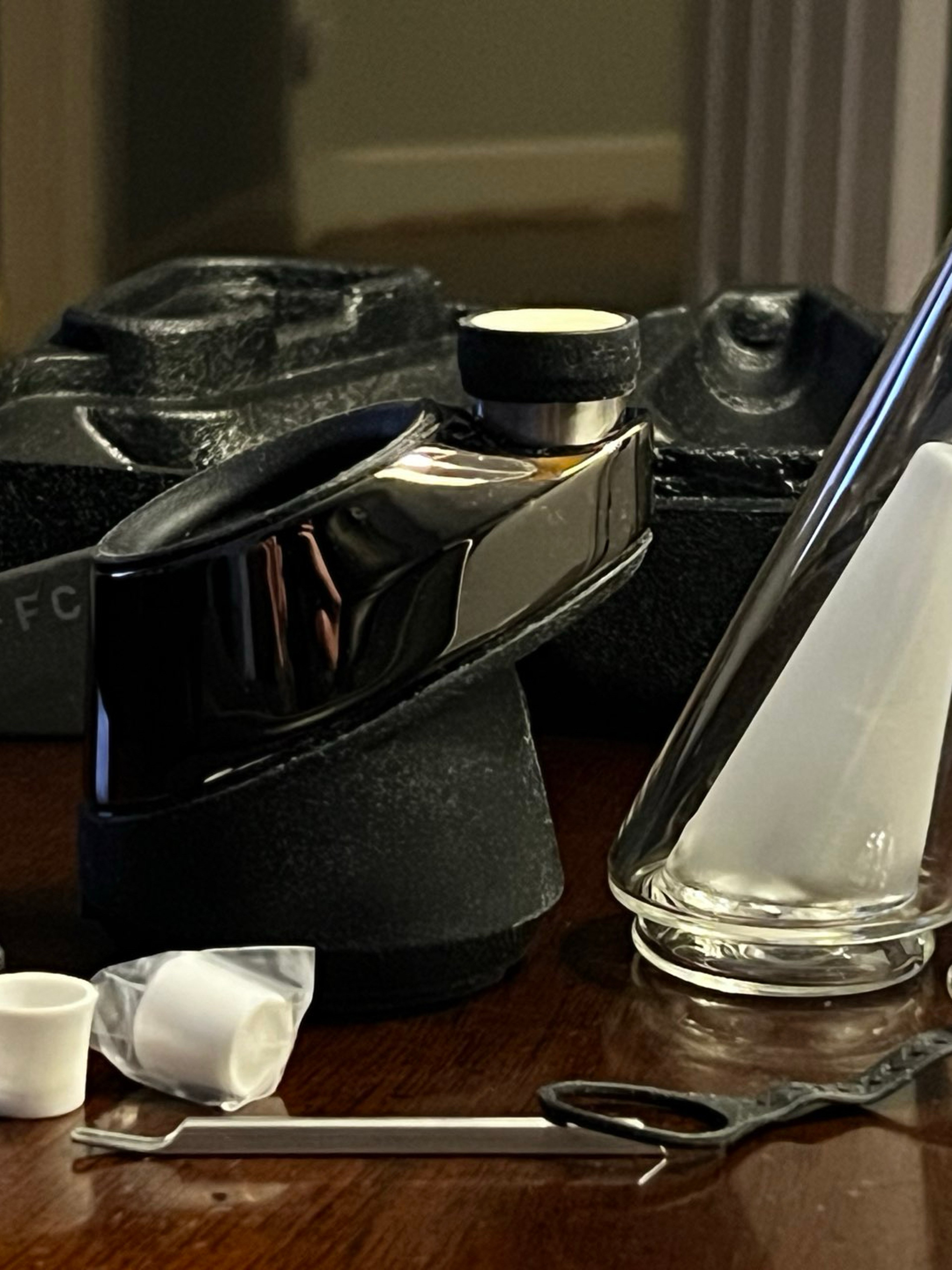 Preview pic of PuffCo Peak with Extras