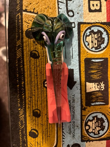 Preview pic of Elephant face pick