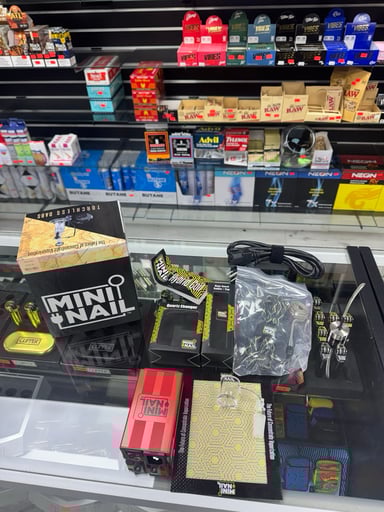 Preview pic of Mini nail e nail kit