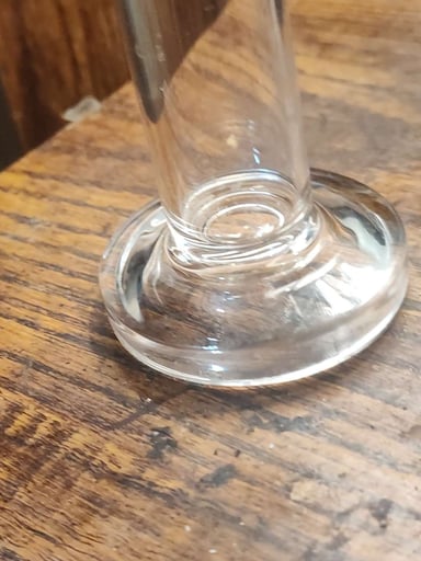 Preview pic of Puffco Pivot Glass Stand