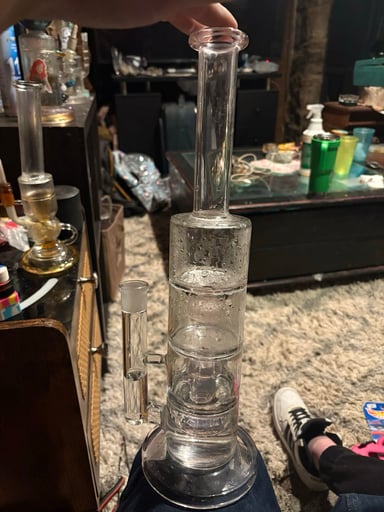 Preview pic of The creeper bong