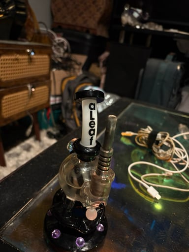 Preview pic of Travel bong