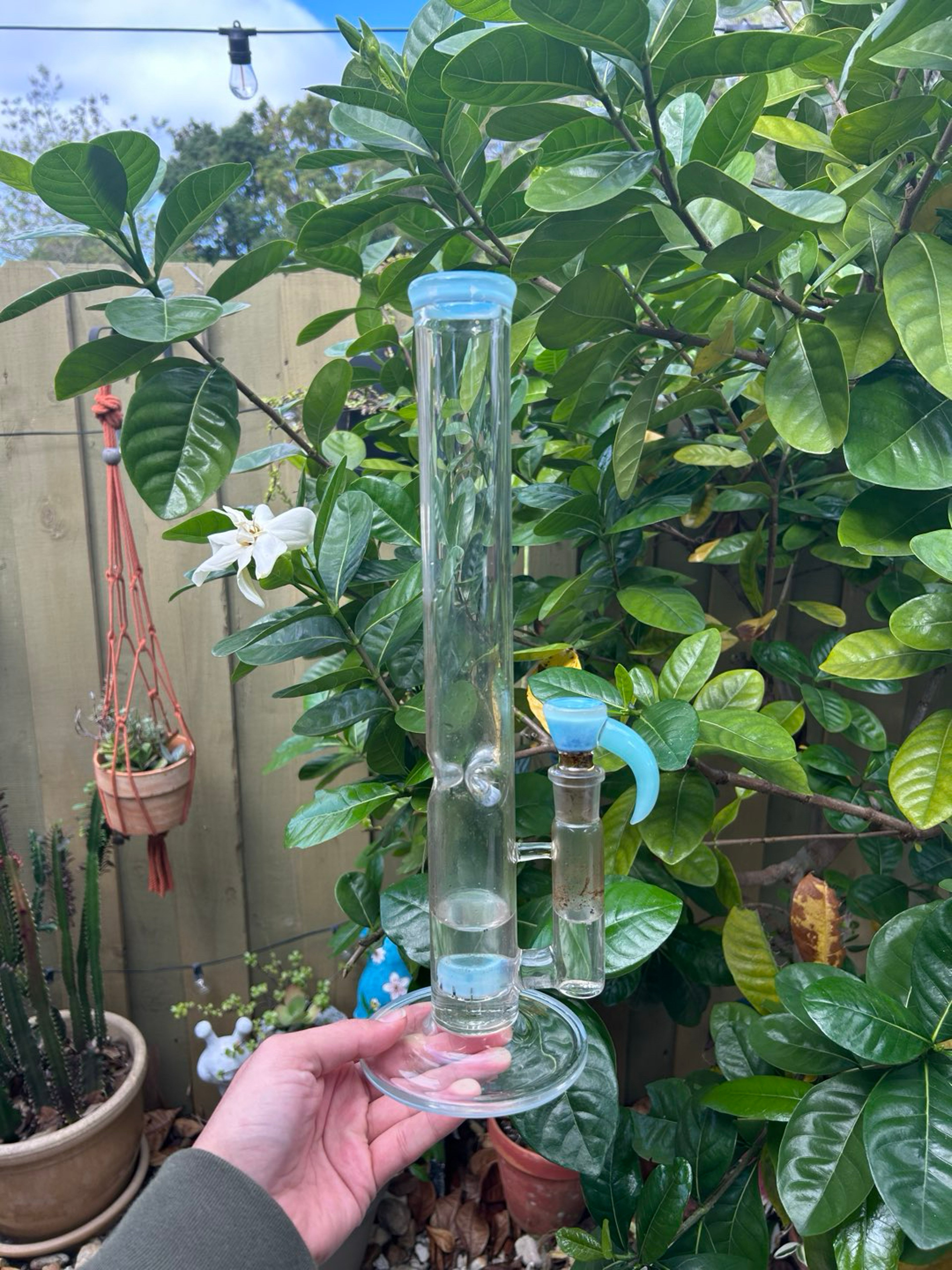 Straight tube light blue image 0