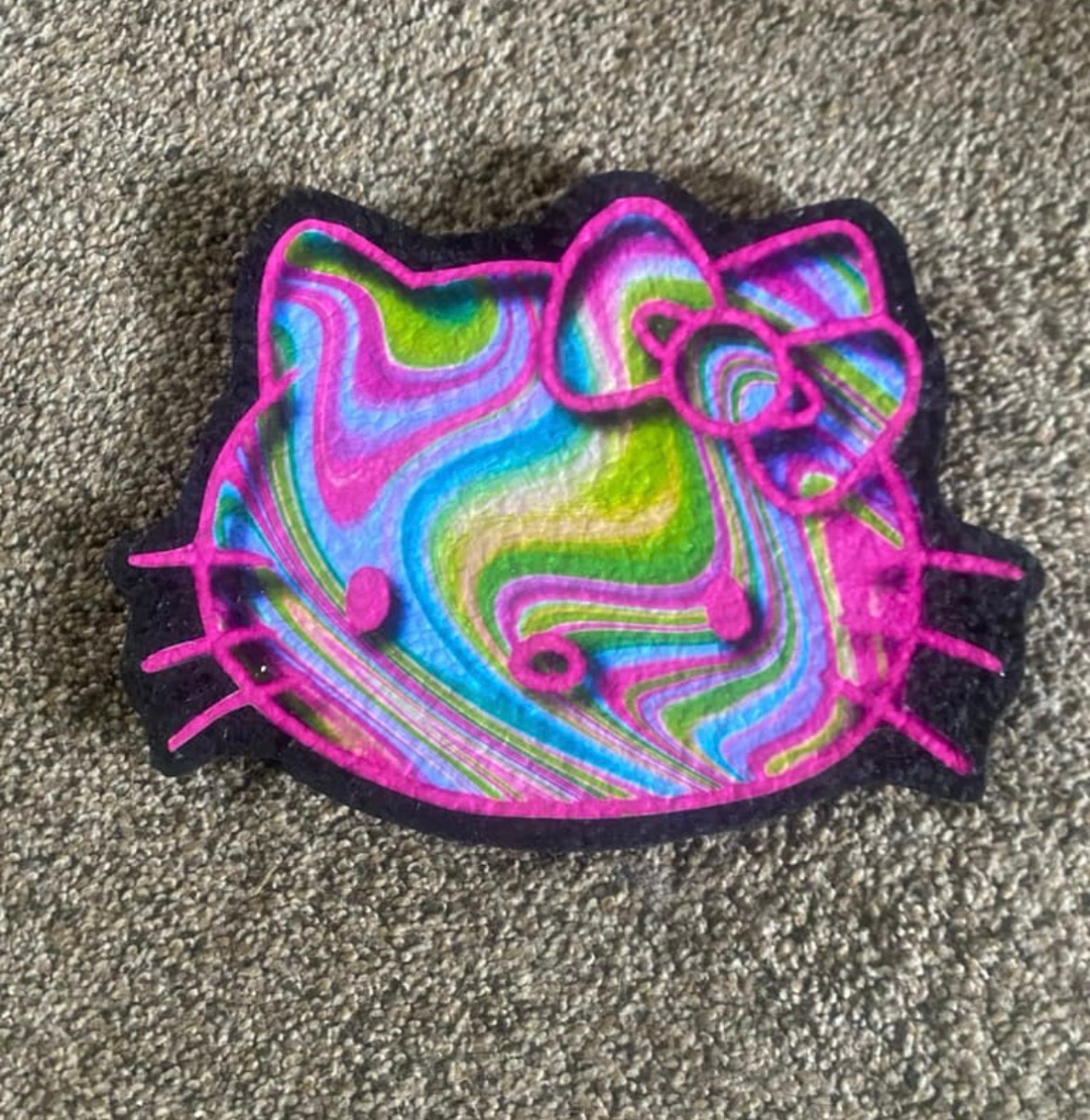 Hello kitty dabmat image 0