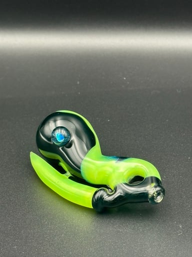 Preview pic of Slyme/black chillum