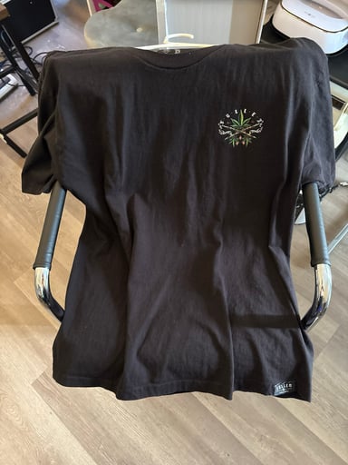 Preview pic of Sullen X-Large T-Shirt