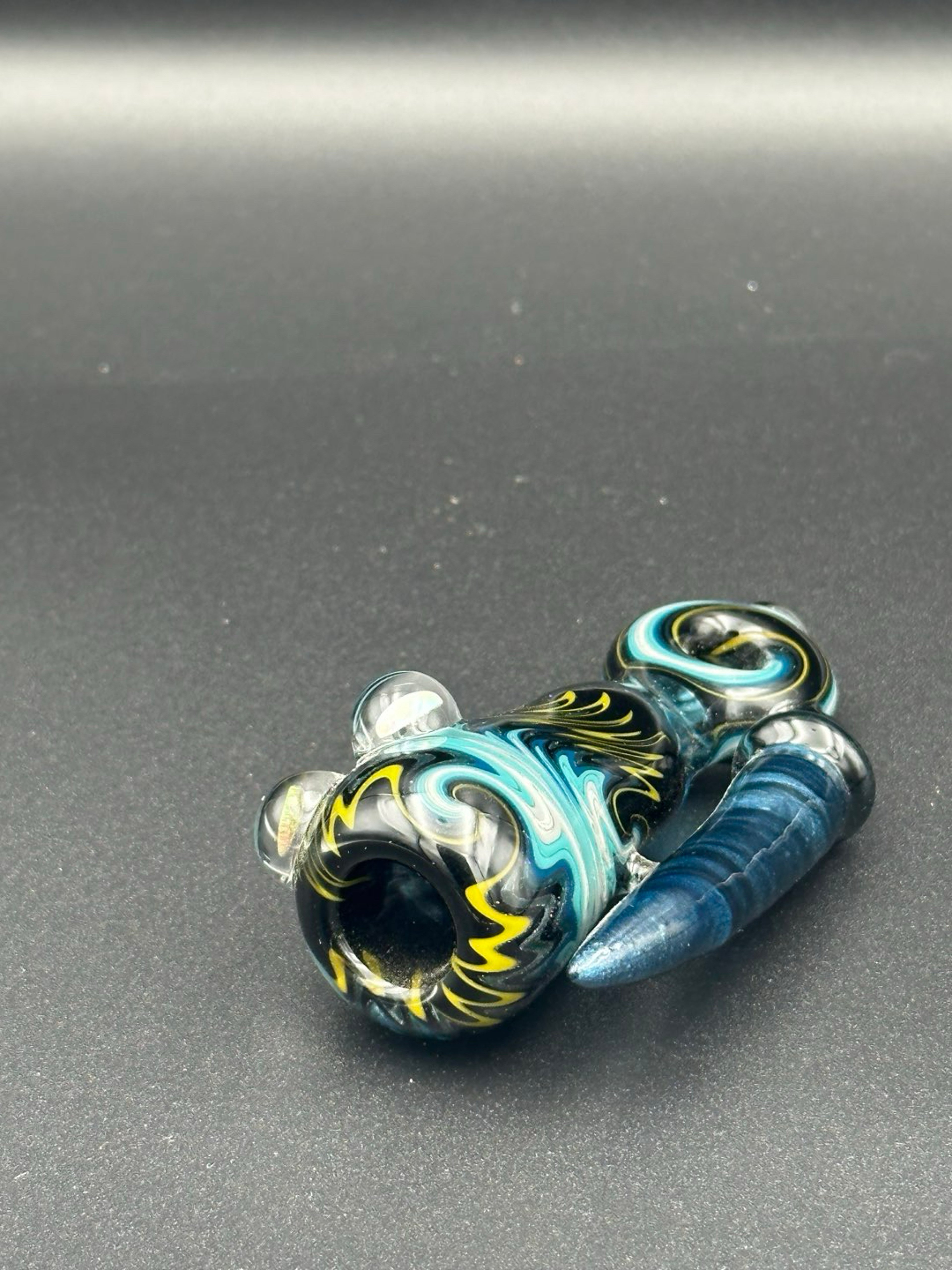 Preview pic of Blue fade chillum