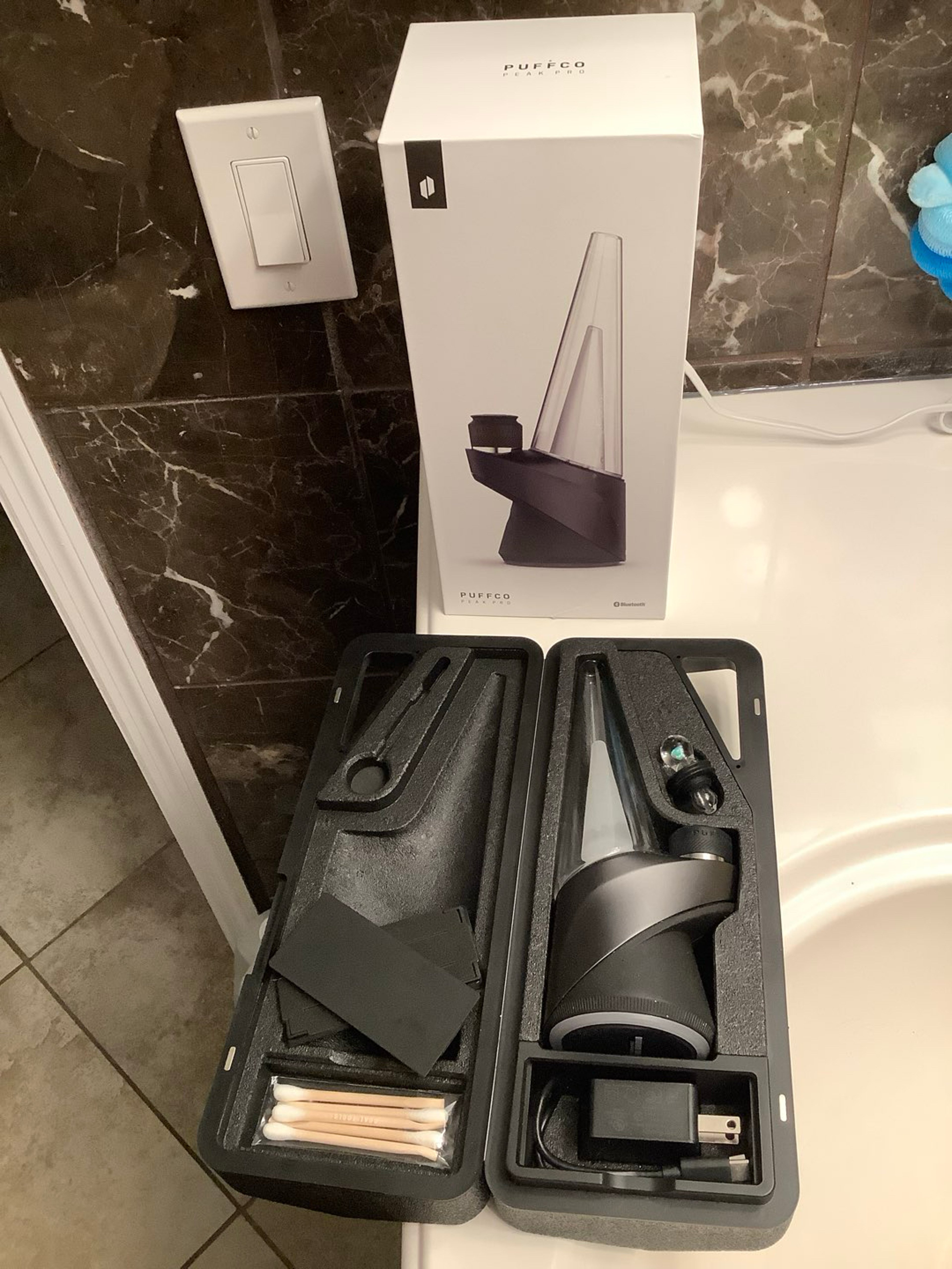 Puffco Peak Pro v1 image 0