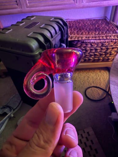 Preview pic of Black T