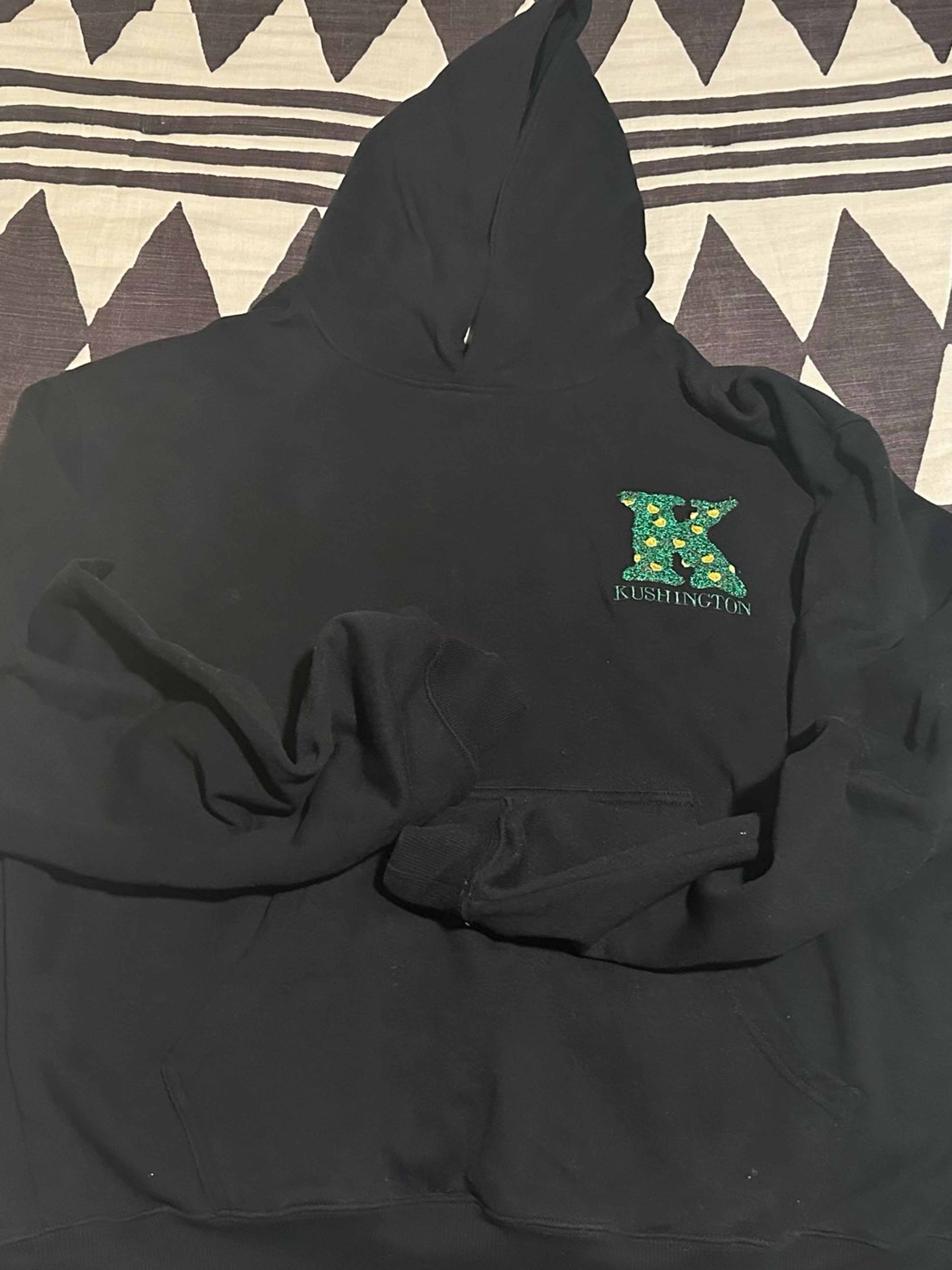 Preview pic of Limited Kushington Hoodie 🍋