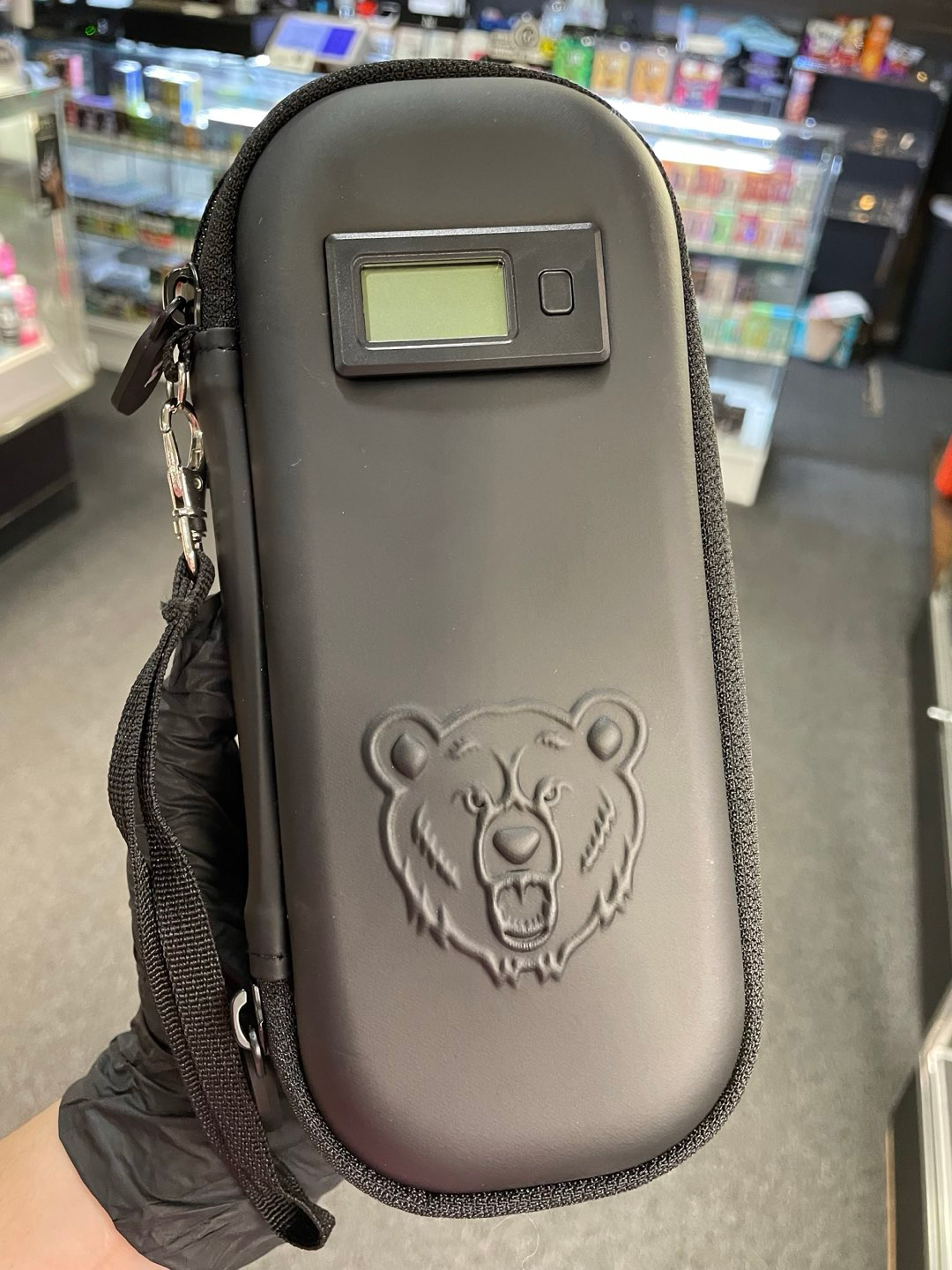 Preview pic of Bear Quartz Polar Pack