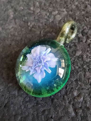 Preview pic of Sm. Pendant