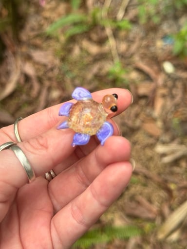 Preview pic of Purple turtle pendant