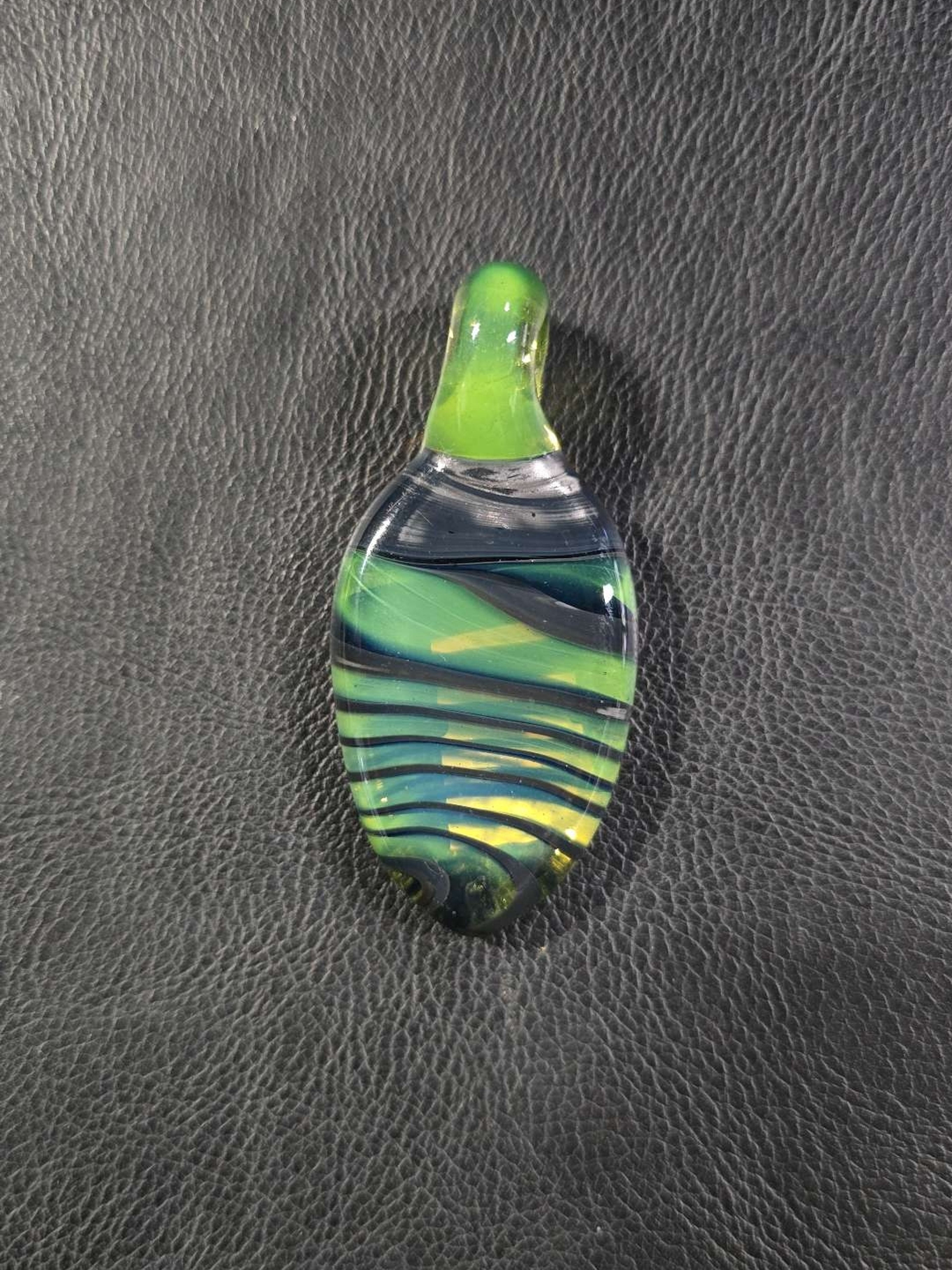 Color Twist Pendant image 0