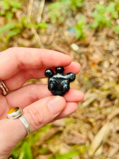 Preview pic of female torso pendant - boobies