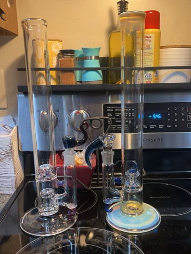 Preview pic of Both for sale captian hook glass