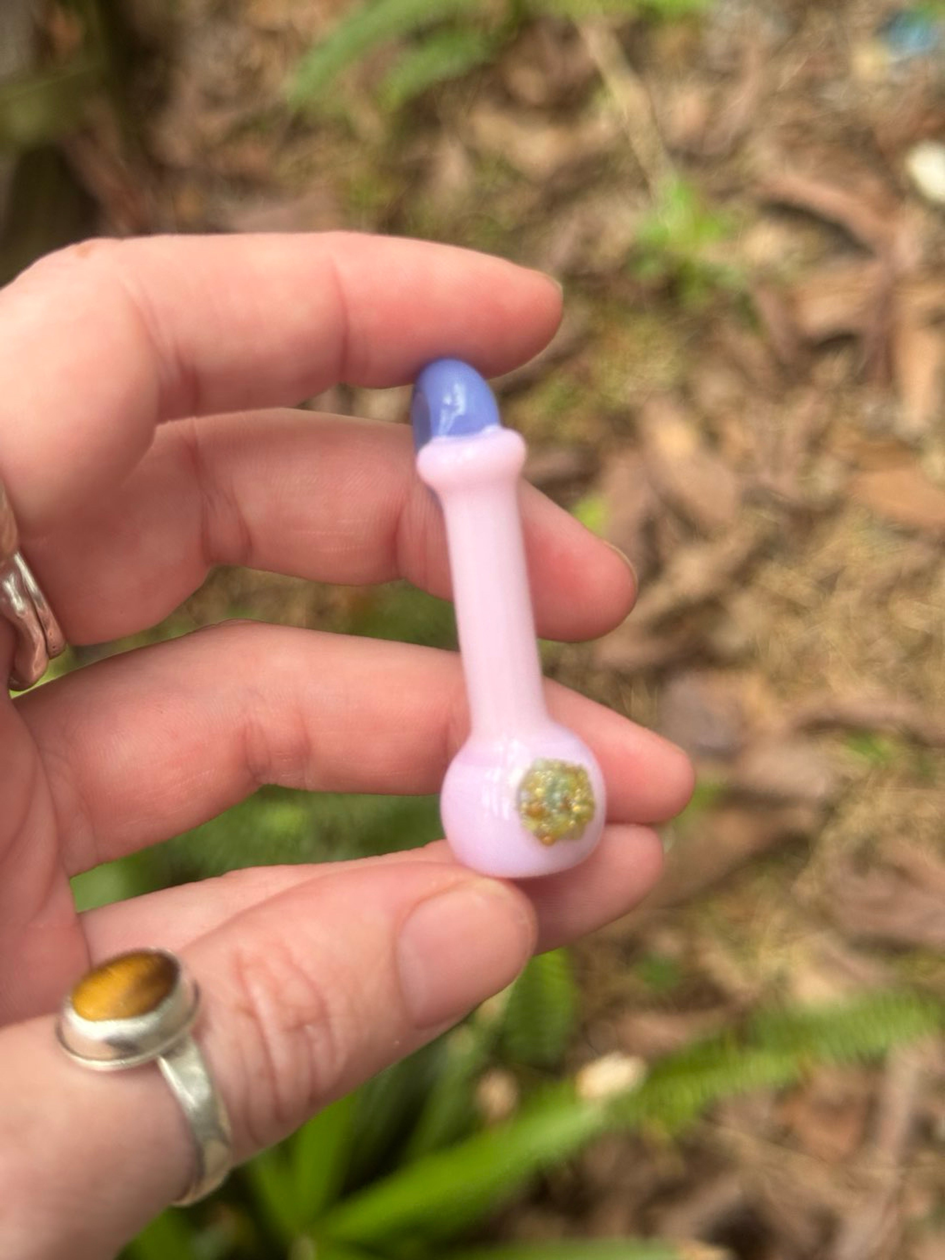 Pink bong pendant image 0