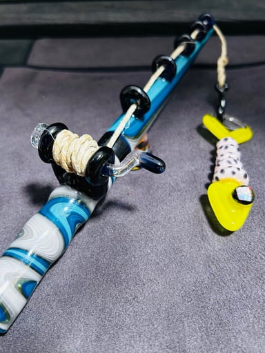 Preview pic of Fresh Catch WigWag Chillum Fishing Rod