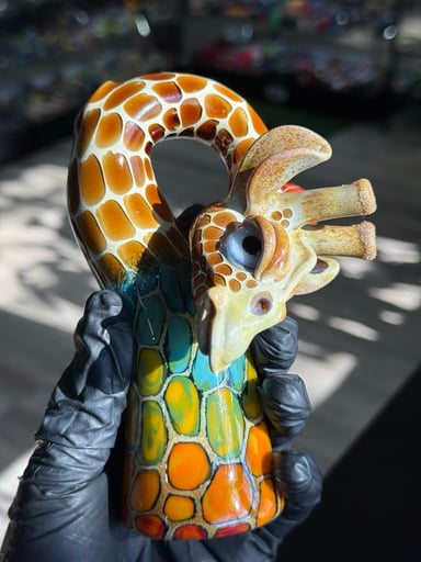 Preview pic of Terrazzo Bentneck Giraffe by Matt Robertson X Icke Glass
