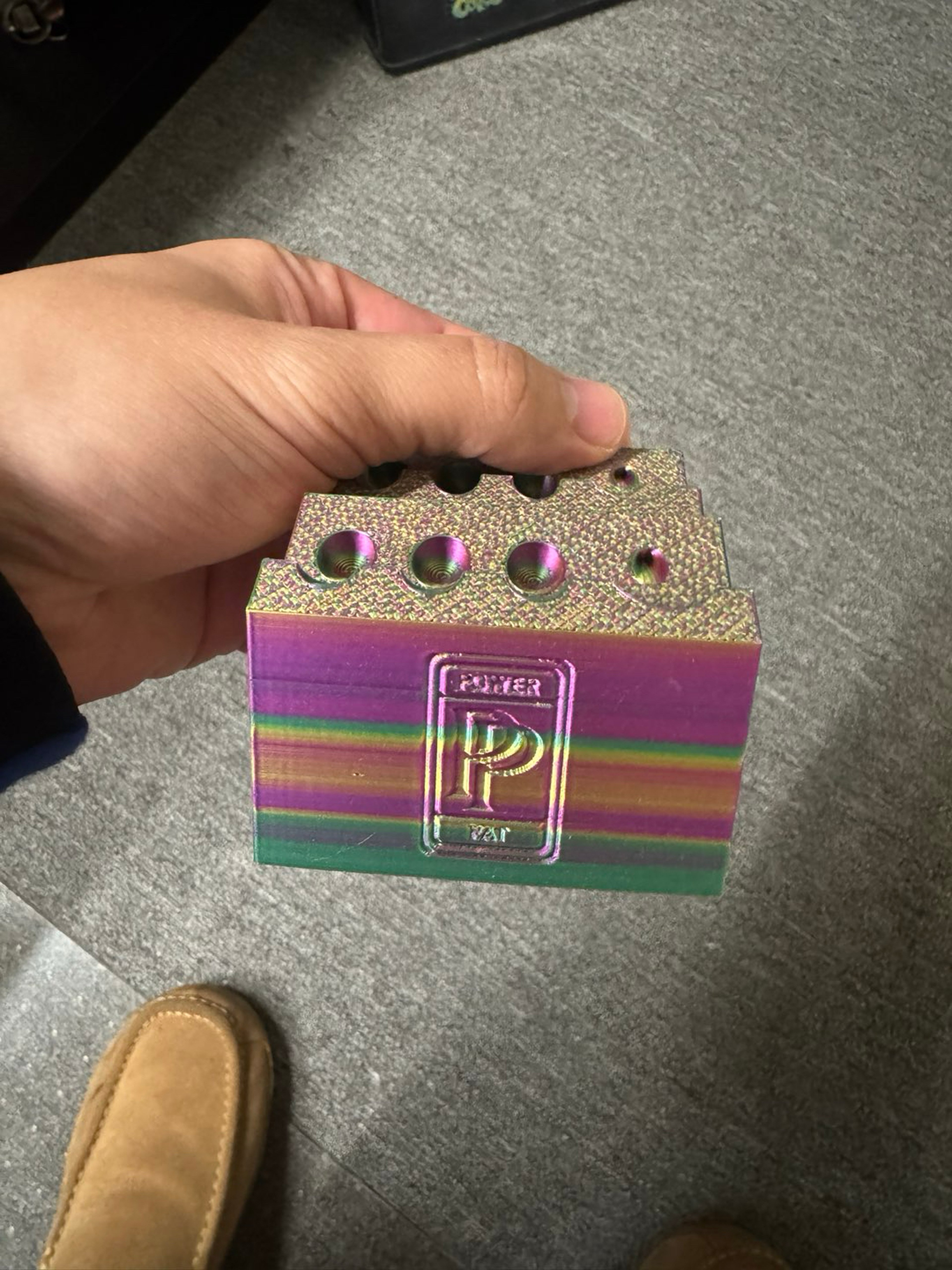 Power pat cap stand image 0