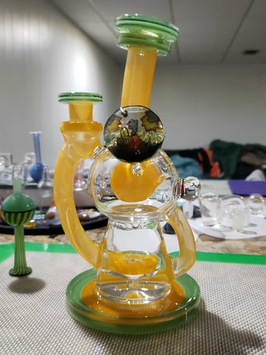 Preview pic of Dynamic globetrotter