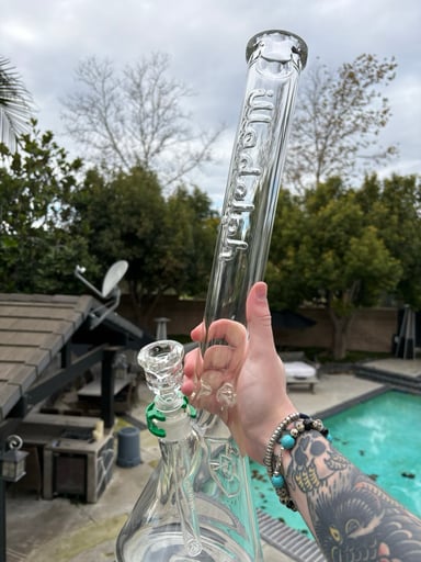 Preview pic of Illadelph Engraved Flame polished beaker