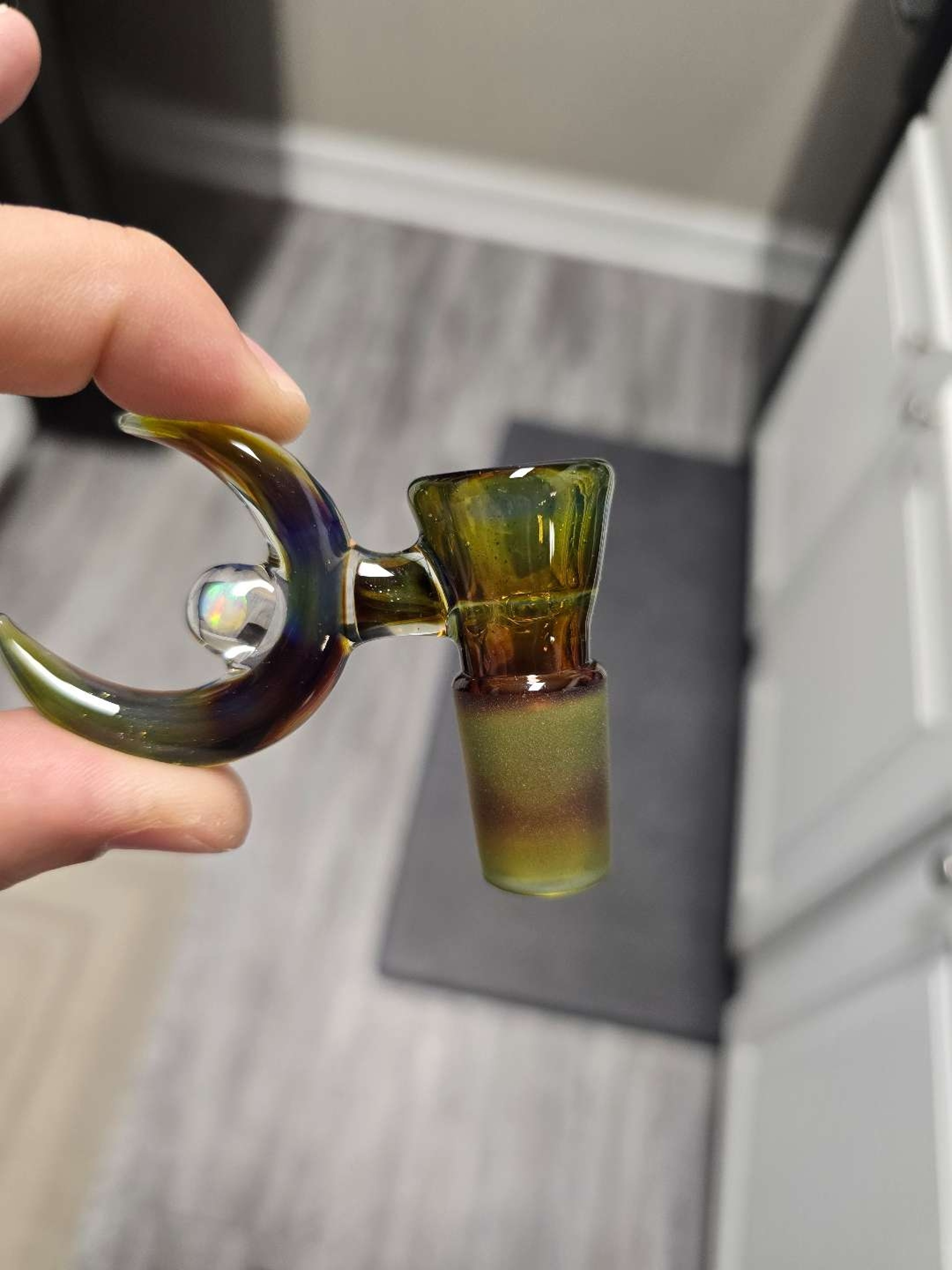 Elmolloboro 18mm fully worked slide image 0