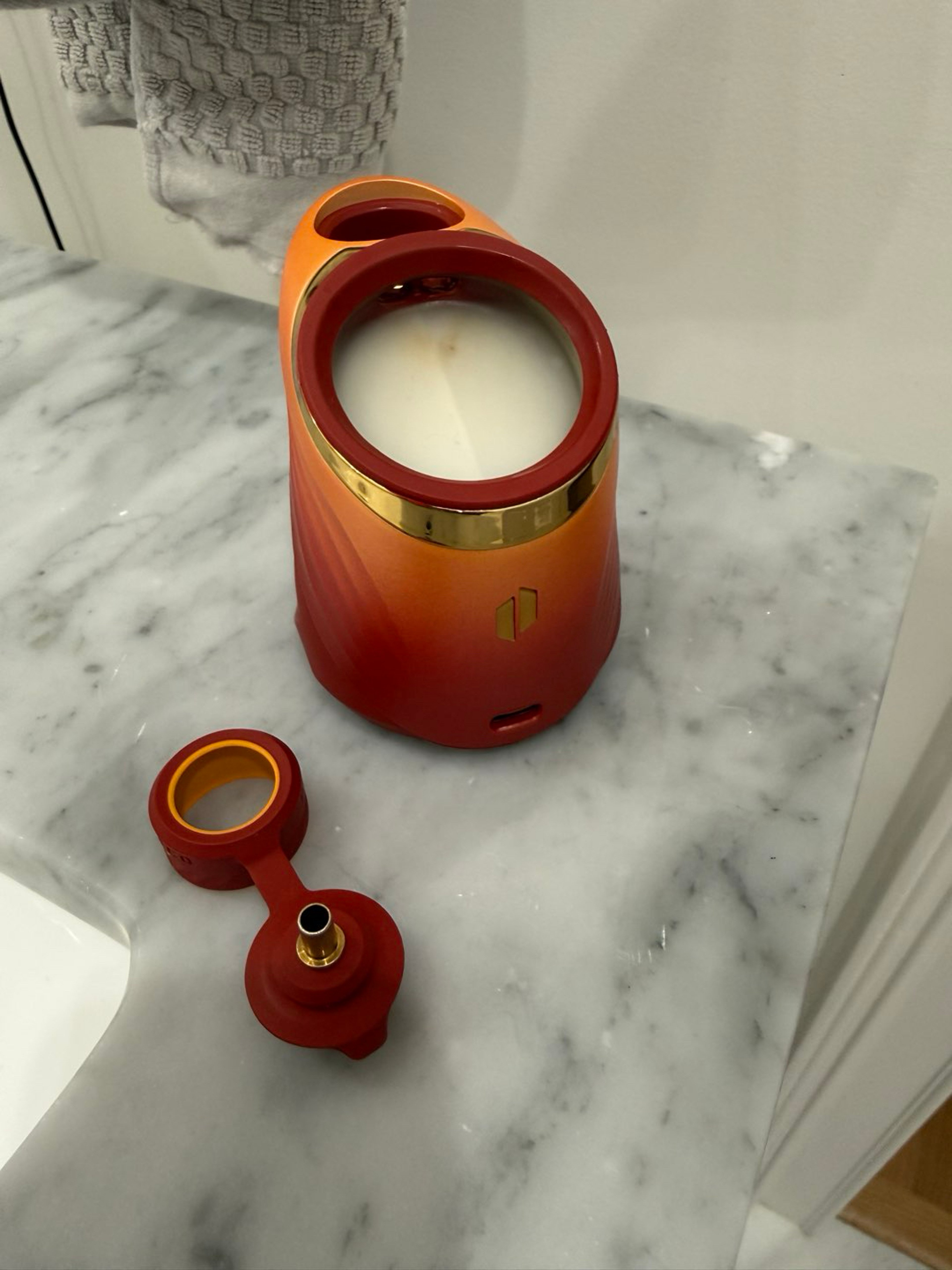 Preview pic of Used Puffco Peak Pro Daybreak Base W/ Tether