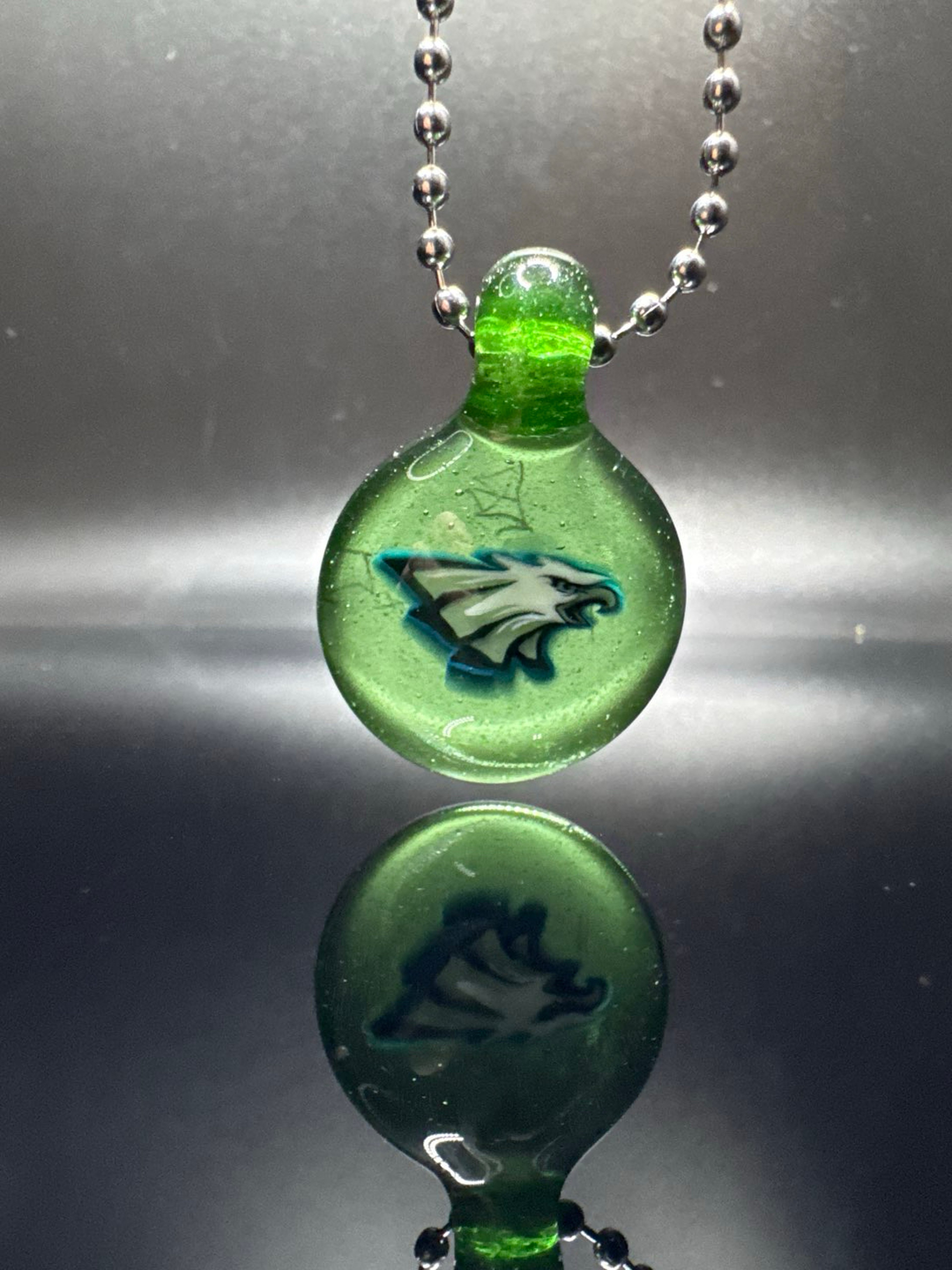 Preview pic of Eagles milli pendant