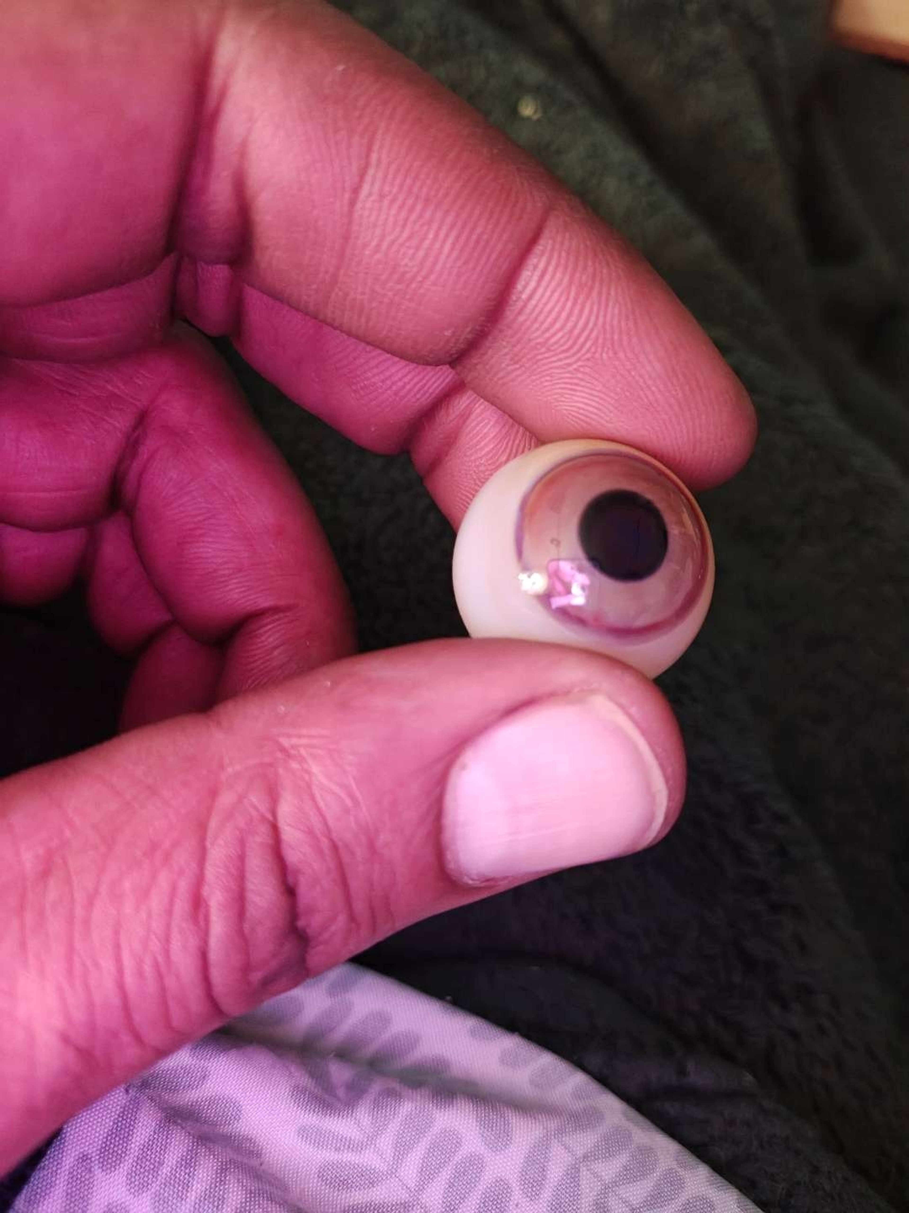 Preview pic of Assault girl eyeball marble