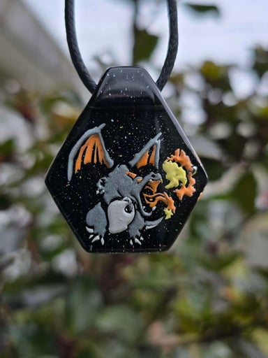 Preview pic of Shiny Charizard Layered Glow Pendant