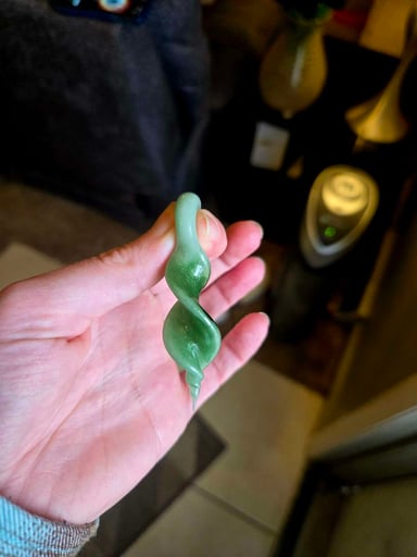 Preview pic of Sparkly Twist Pendant