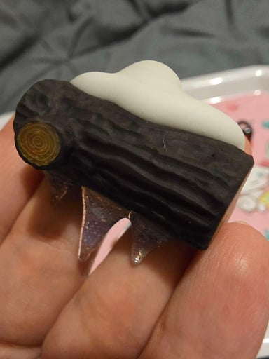 Preview pic of Chaka x Gidsglass collab pendant