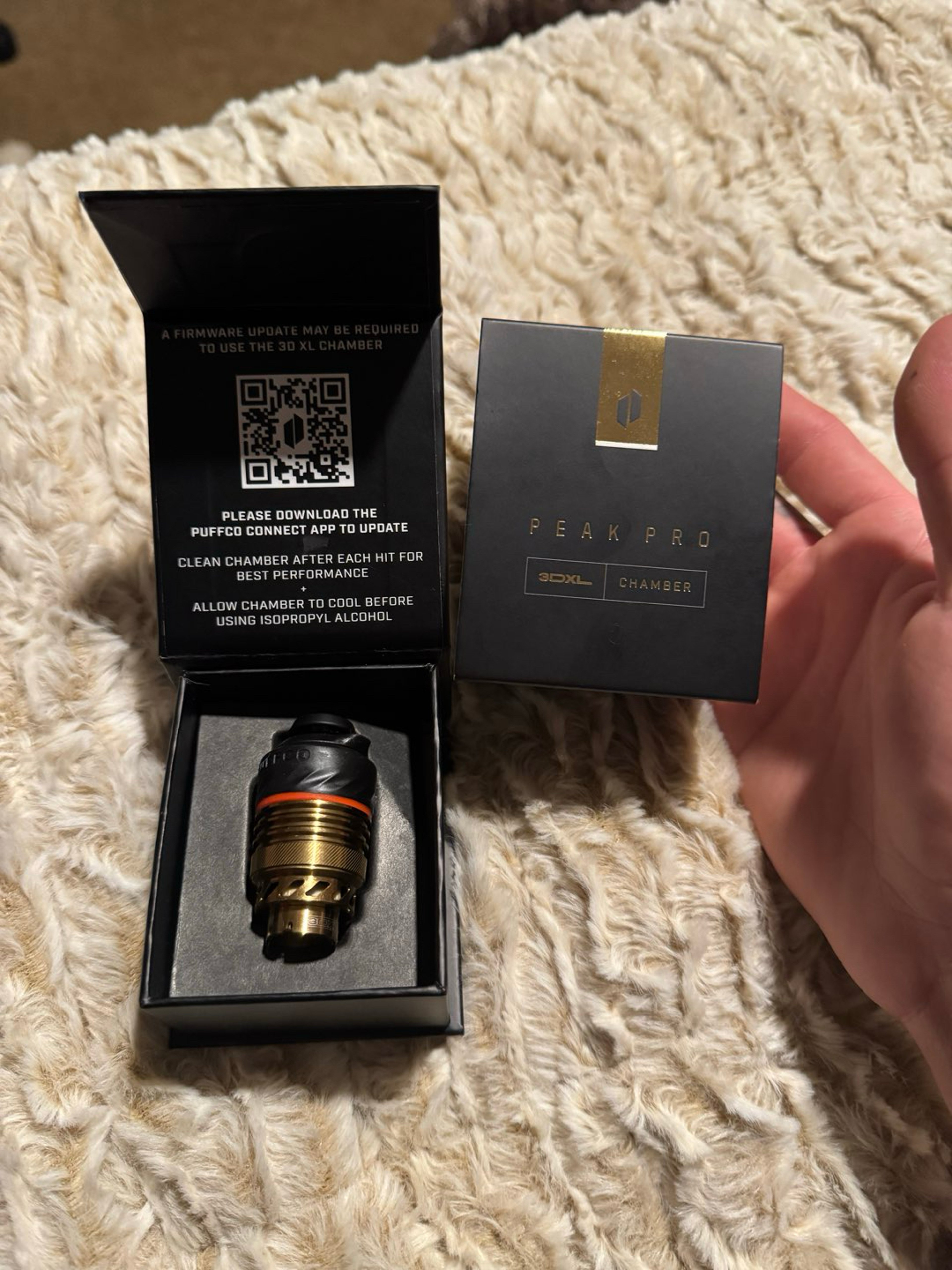 Preview pic of Puffco peak pro Gold 3DXL chamber