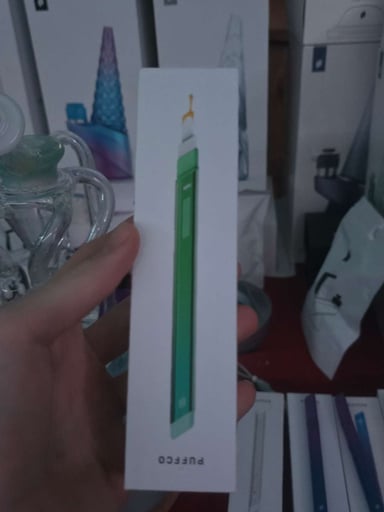 Preview pic of Gemstoned greal Puffco hotknife